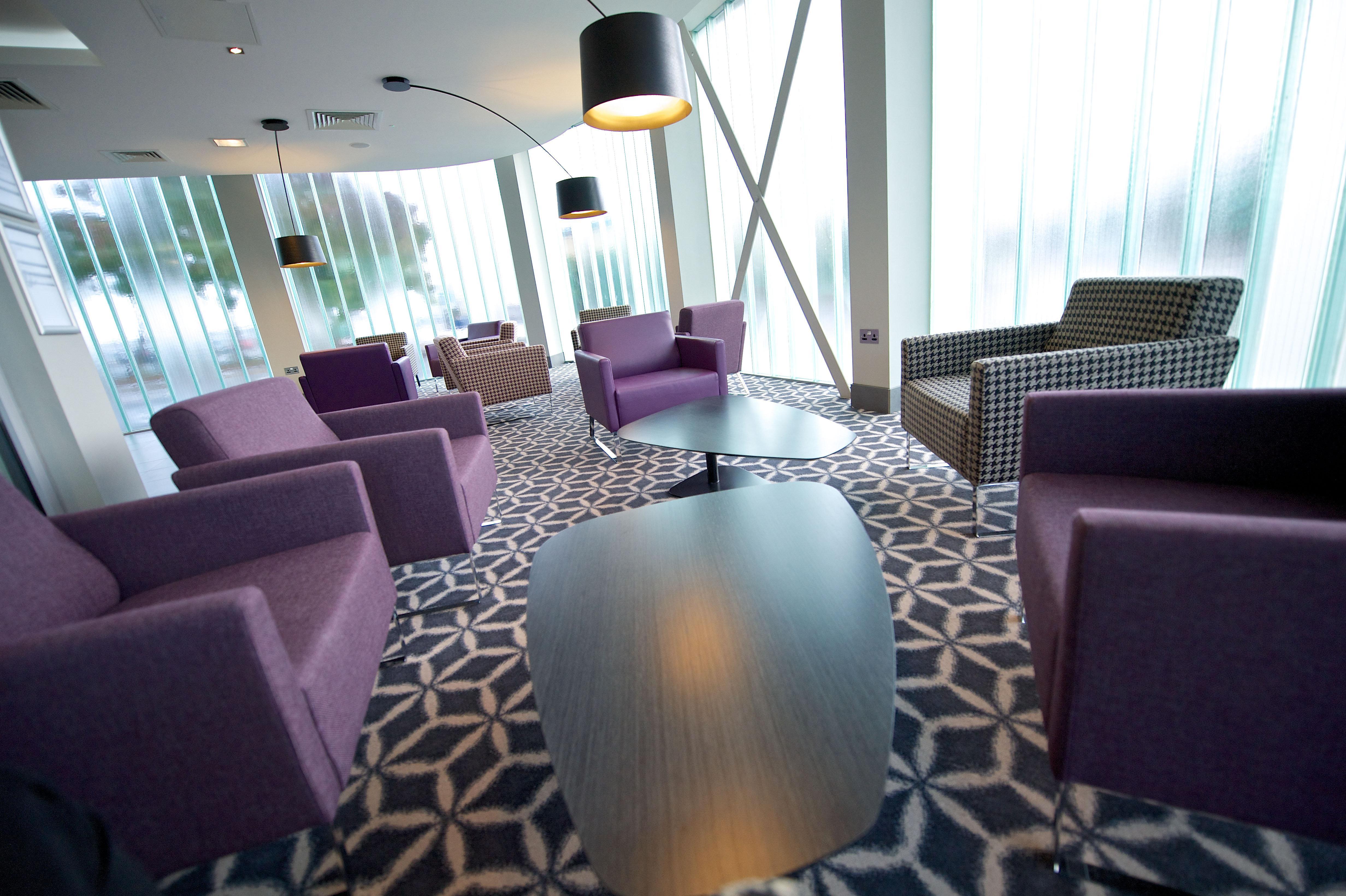 Holiday Inn Southend By Ihg Экстерьер фото